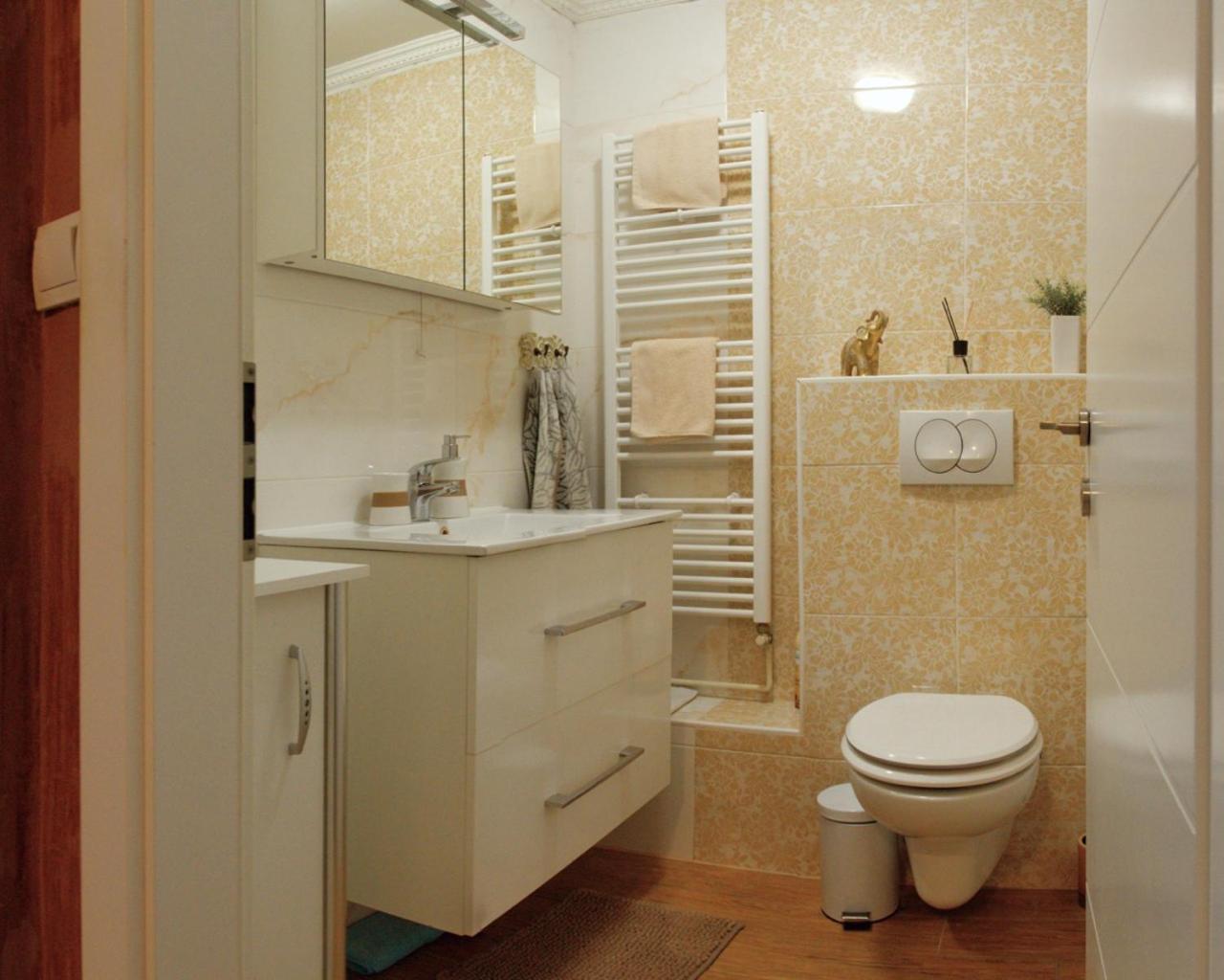 Sunny Day -Arena Zagreb , 2 Bathrooms, 102M², Δωμάτιο φωτογραφία